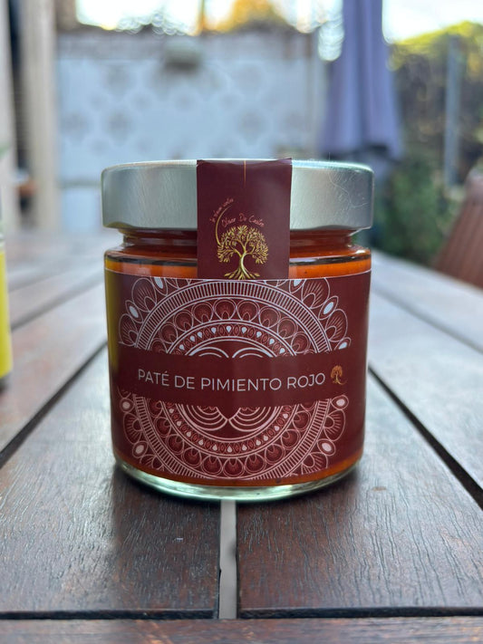 Paté de pimiento rojo con aceite de oliva